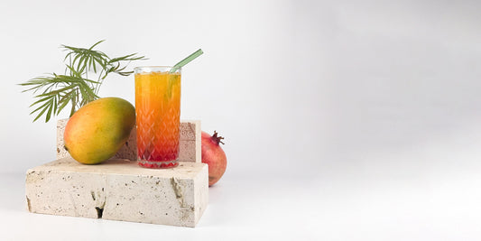 GRANADA NIGHTS Tropical Mango – der fruchtig Cocktail mit Mango und Granatapfel